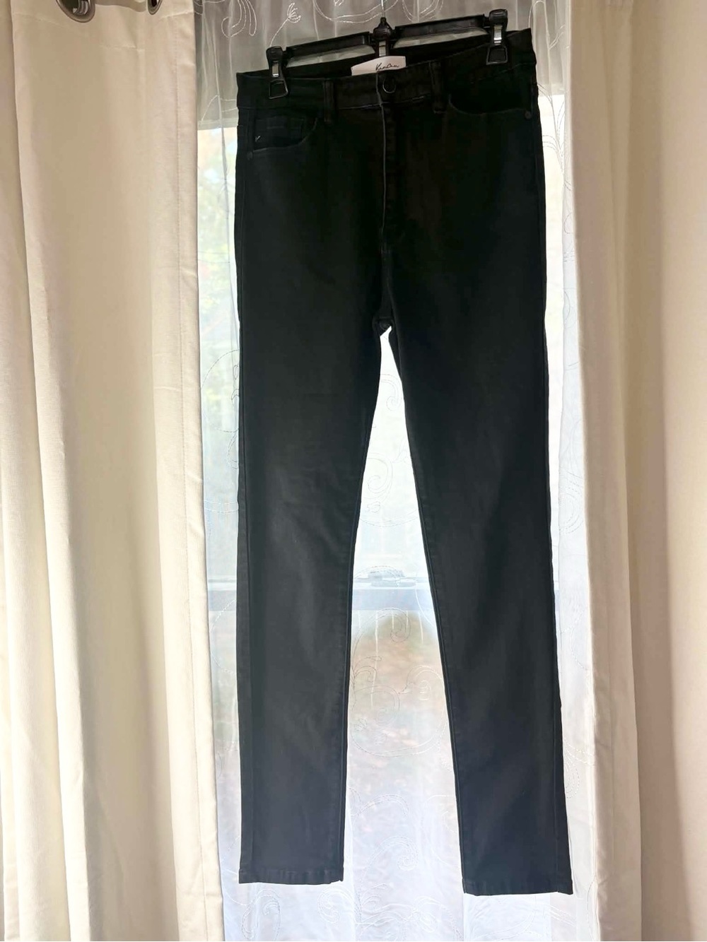 KanCan High-Rise Black Straight Slim Jeans